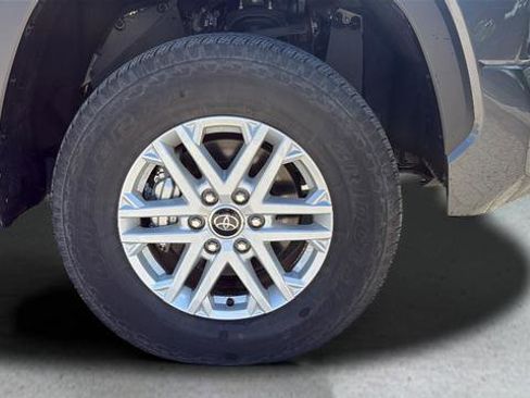 Used 2024 Toyota Tundra SR5 w/ SR5 Premium Package AWD/4WD image 32