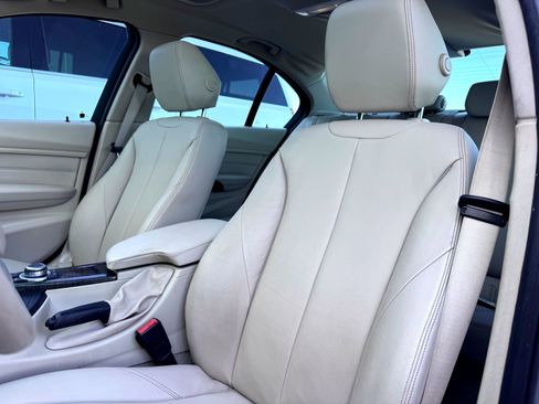 Used 2013 BMW 335i xDrive Sedan image 14