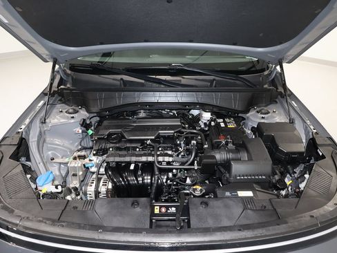 Used 2025 Hyundai Kona SEL FWD image 31
