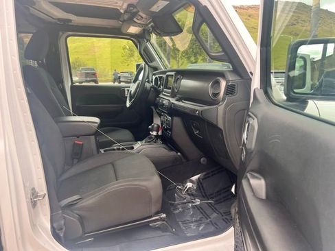 Used 2020 Jeep Wrangler Unlimited Sport S image 31