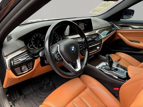 Used 2019 BMW 540i xDrive AWD/4WD image 17