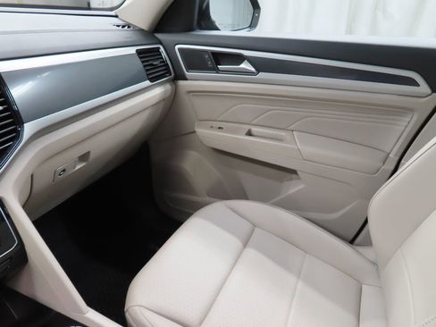 Used 2021 Volkswagen Atlas SEL R-Line image 26