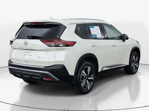 Used 2023 Nissan Rogue SL AWD/4WD image 6