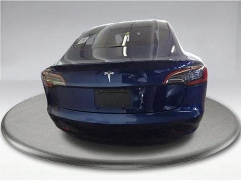 Used 2023 Tesla Model 3 Standard Range RWD image 7