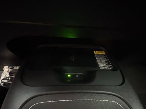 Used 2024 Toyota Corolla SE w/ SE Package image 22