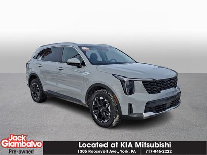 Used 2025 Kia Sorento S w/ Panoramic Sunroof Package