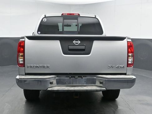 Used 2017 Nissan Frontier SV image 8