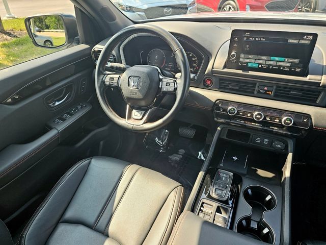 Used 2024 Honda Pilot TrailSport image 32