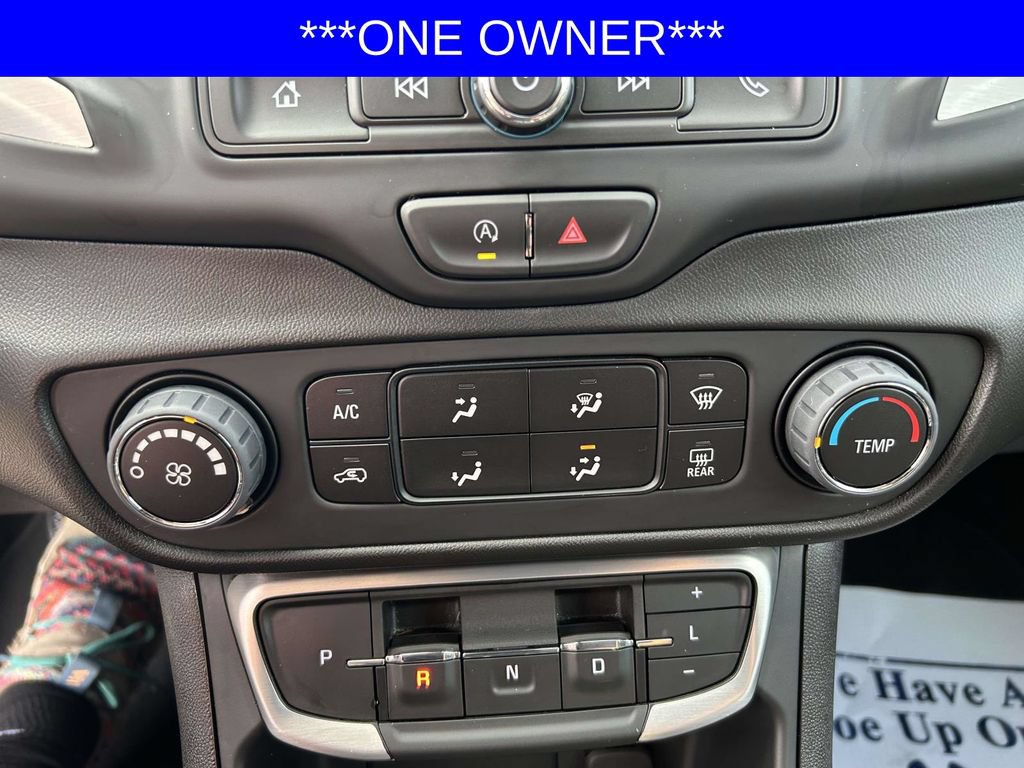 Used 2024 GMC Terrain SLE AWD/4WD image 17