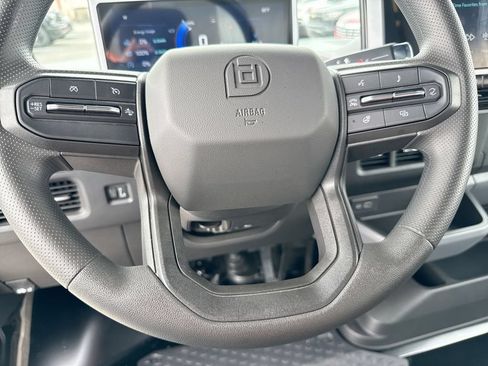 Used 2024 Chevrolet Brightdrop 600 w/ Battery Pack, Max Range AWD/4WD image 21