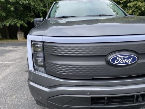 Used 2025 Ford F150 Lightning Flash AWD/4WD image 14