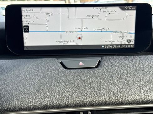 Used 2024 MAZDA CX-90 Plug-In Hybrid w/ Premium Pkg image 4