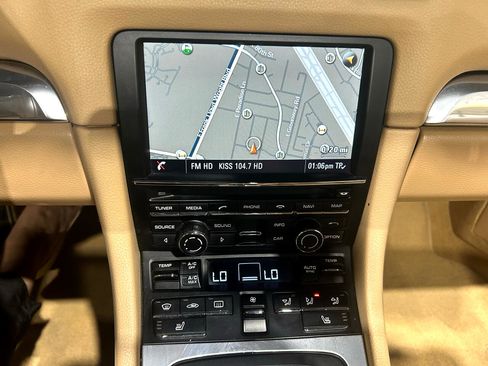 Used 2014 Porsche Boxster S image 24