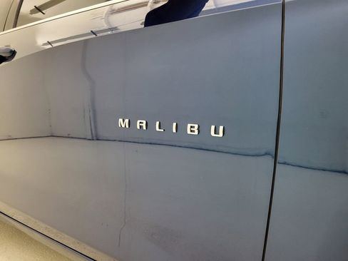 Used 2019 Chevrolet Malibu LT w/ Driver Confidence Package II image 22