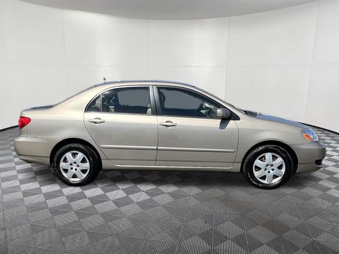 Used 2006 Toyota Corolla LE w/ Audio Value Pkg FWD image 7