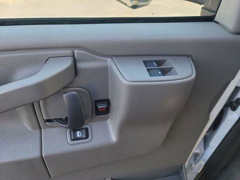 New 2024 Chevrolet Express 3500 w/ Power Convenience Package image 20