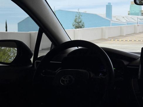 Used 2024 Toyota Corolla LE image 9