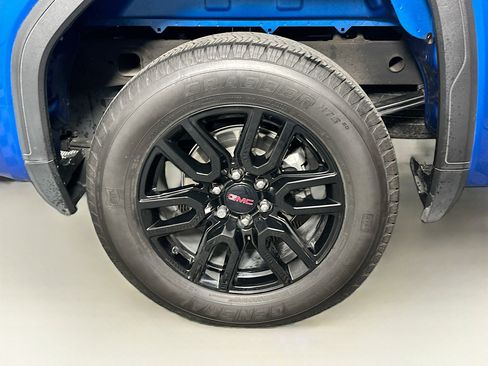 Used 2023 GMC Sierra 1500 Elevation image 11