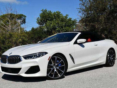 Used 2021 BMW 840i Convertible w/ M Sport Package image 29
