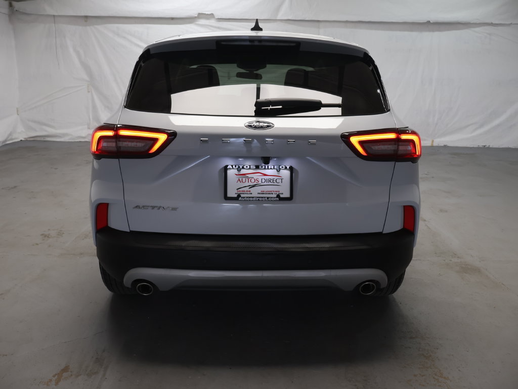 Used 2026 Ford Escape Active w/ Tech Pack #1 FWD image 6