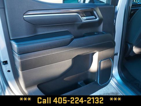 Used 2025 Chevrolet Silverado 1500 LT AWD/4WD image 26