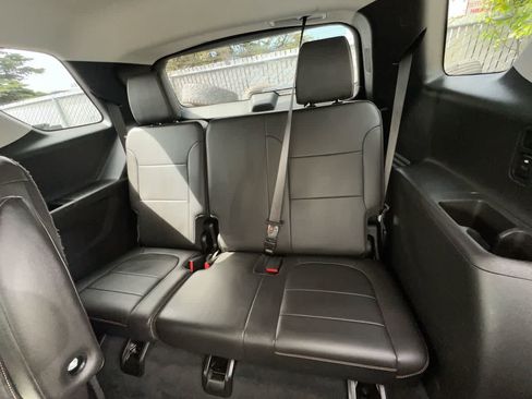 Used 2021 Chevrolet Traverse LT AWD/4WD image 24