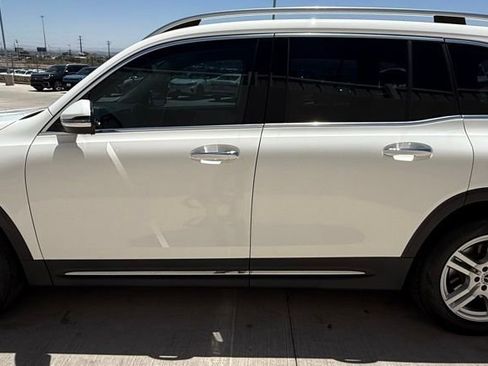 Used 2020 Mercedes-Benz GLB 250 image 7