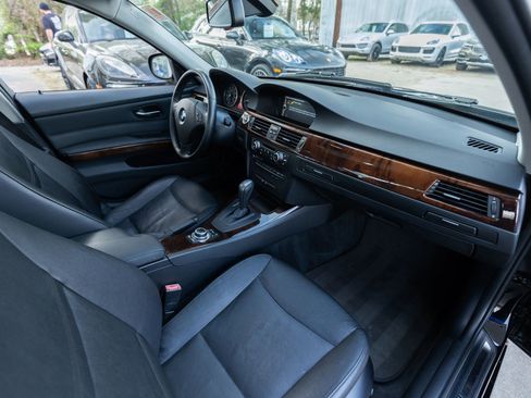 Used 2011 BMW 328i xDrive Sedan image 21