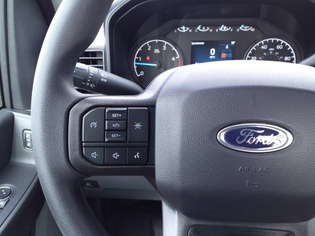 New 2024 Ford F550 4x4 Regular Cab Super Duty image 14