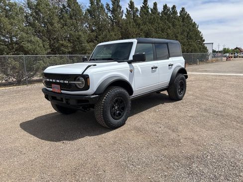 New 2026 Ford Bronco Badlands AWD/4WD image 2