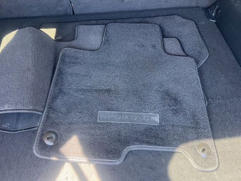 Certified 2023 Kia Sportage EX FWD image 12