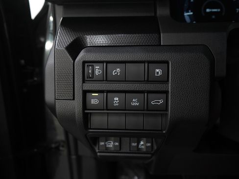 Used 2025 Toyota 4Runner Limited w/ Tow Technology Package AWD/4WD image 25