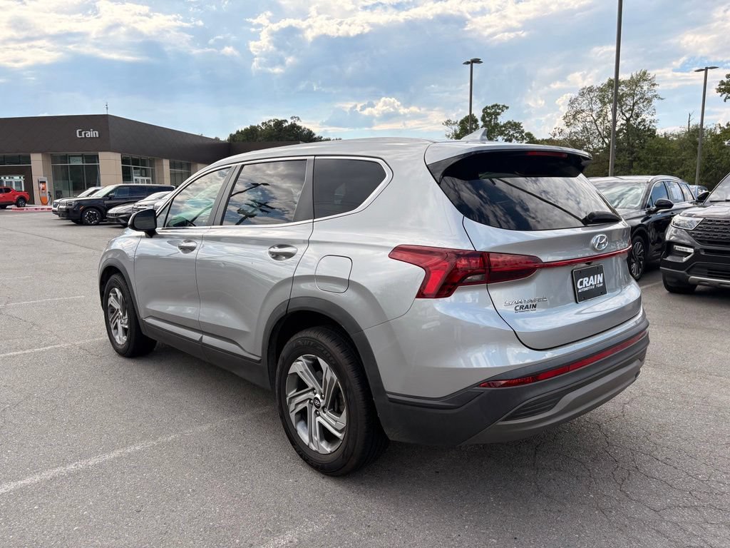 Used 2022 Hyundai Santa Fe SE FWD image 5