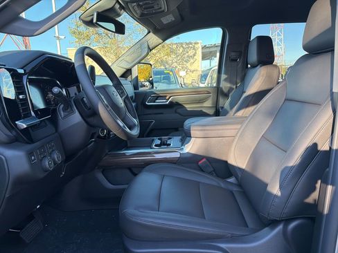 New 2026 Chevrolet Silverado 2500 LT w/ Trail Boss Package image 9