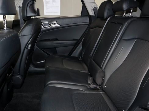 Used 2024 Kia Sportage EX image 22