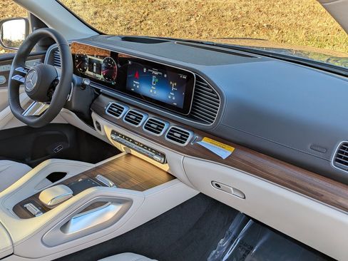 New 2026 Mercedes-Benz GLS 450 450 image 36