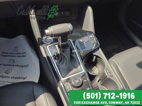 Used 2025 Kia Sportage EX image 29