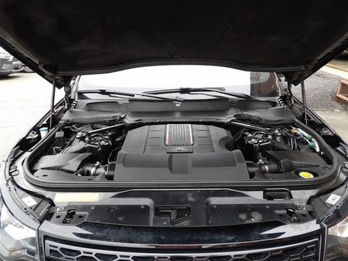 Used 2017 Land Rover Discovery SE image 34