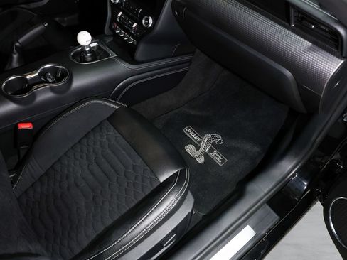 Used 2022 Ford Mustang GT Premium w/ GT Performance Package RWD image 28