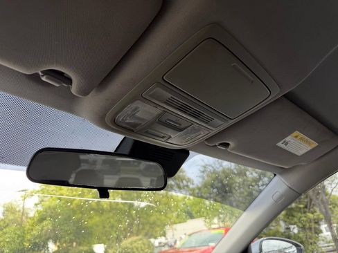 Used 2019 Honda Accord LX image 21