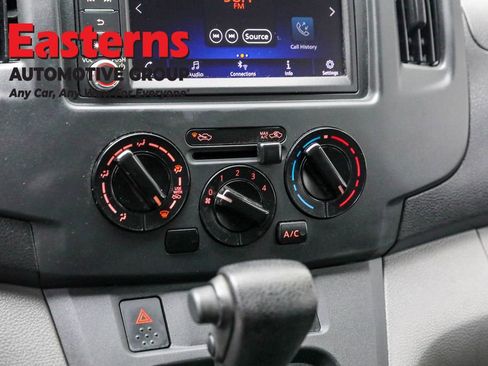 Used 2021 Nissan NV200 S image 20
