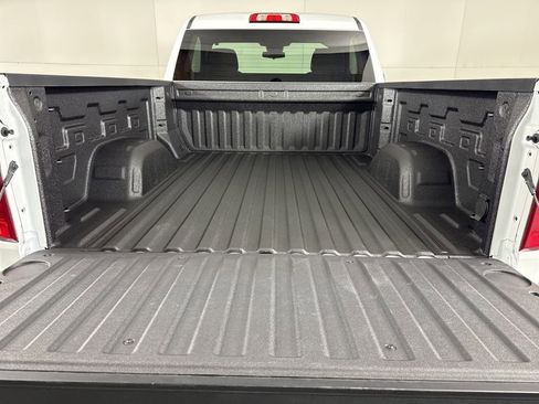 Used 2025 Chevrolet Silverado 1500 W/T w/ WT Value Package image 41