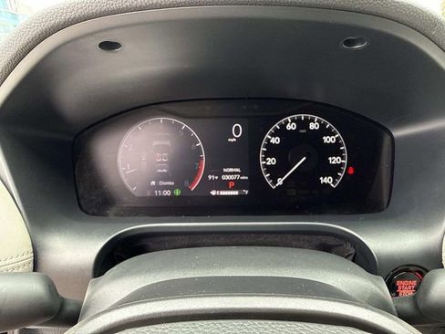 Used 2023 Honda HR-V LX image 30