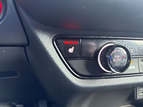 Used 2025 Honda HR-V Sport image 19
