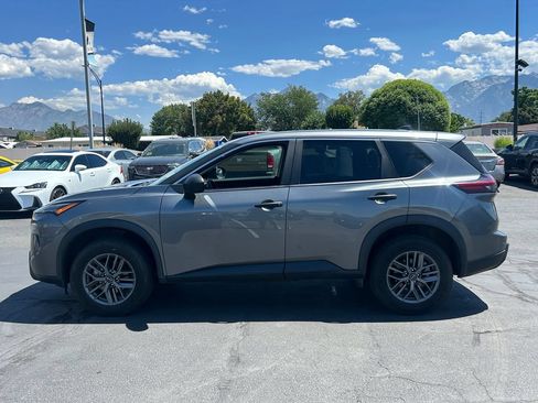 Used 2024 Nissan Rogue S AWD/4WD image 8