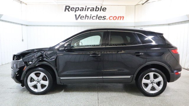 Used 2016 Lincoln MKC Premiere FWD image 1