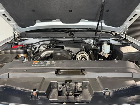 Used 2012 Chevrolet Avalanche LS w/ All-Star Edition RWD image 8