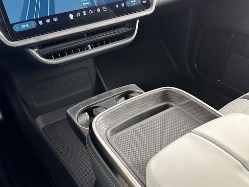 Used 2024 Rivian R1S Adventure image 5