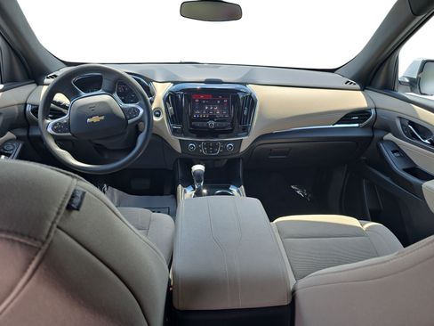 Used 2023 Chevrolet Traverse LS AWD/4WD image 9