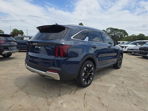 New 2026 Kia Sorento EX FWD image 8